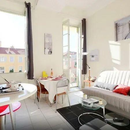 Apartment Aida - Rue Bosio