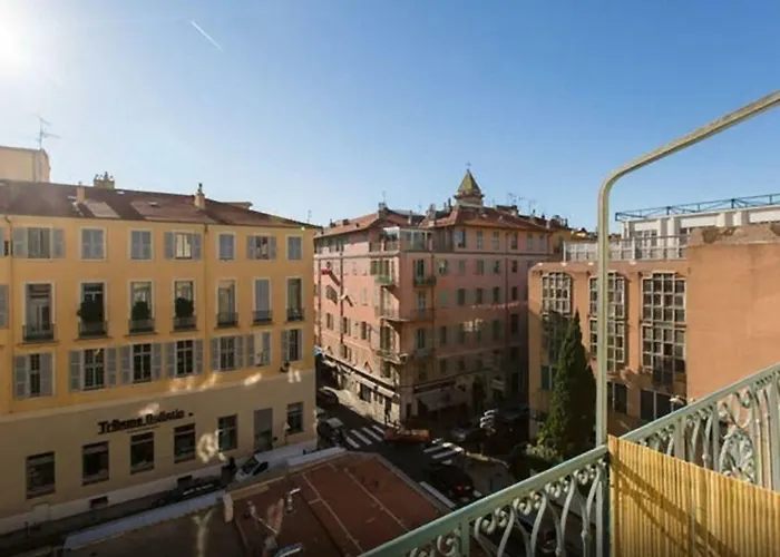 Aida - Rue Bosio
